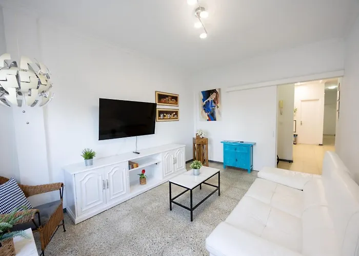 Nestor De La Torre I * Λας Πάλμας ντε Γκραν Κανάρια