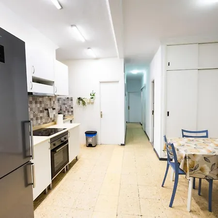 Nestor De La Torre I Appartamento