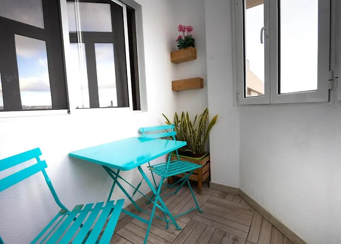 Nestor De La Torre I Apartmán *