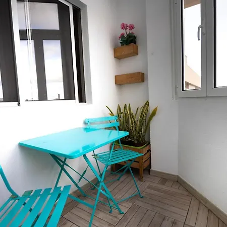 Nestor De La Torre I 公寓 *